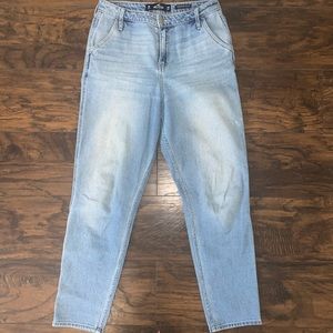 Hollister mom jean